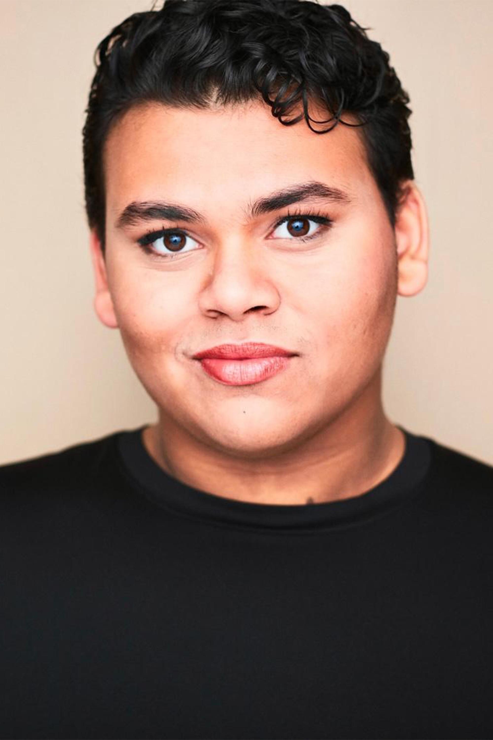 et billede af Luke Islam