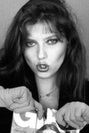 et billede af Connie Hamzy