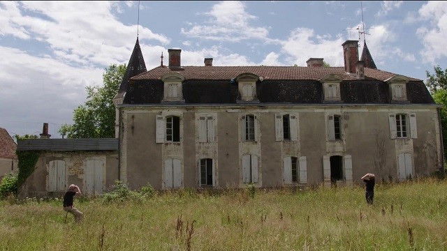 Thumbnail for Herenigd in Frankrijk Season 1 Episode 1