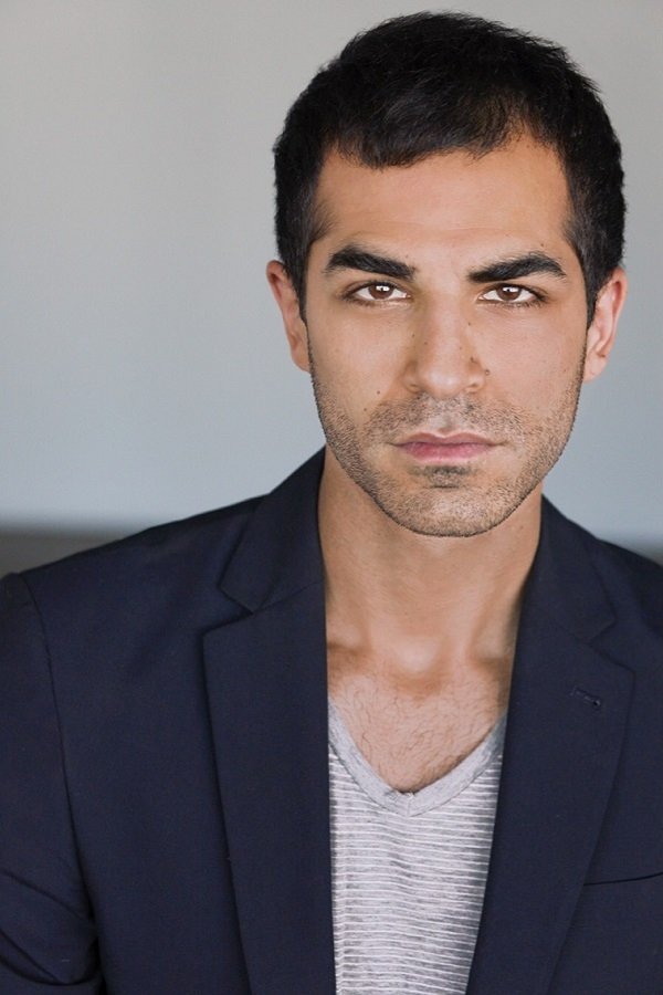 et billede af Ryan Colt Levy