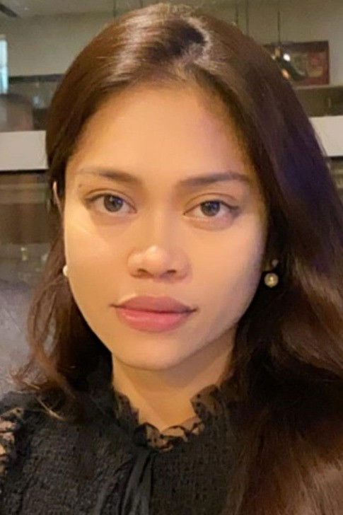 et billede af Fiza Thomas