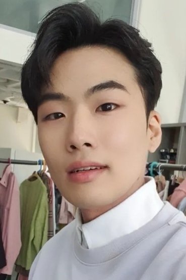 Oh Ki-Chan's picture in the cast