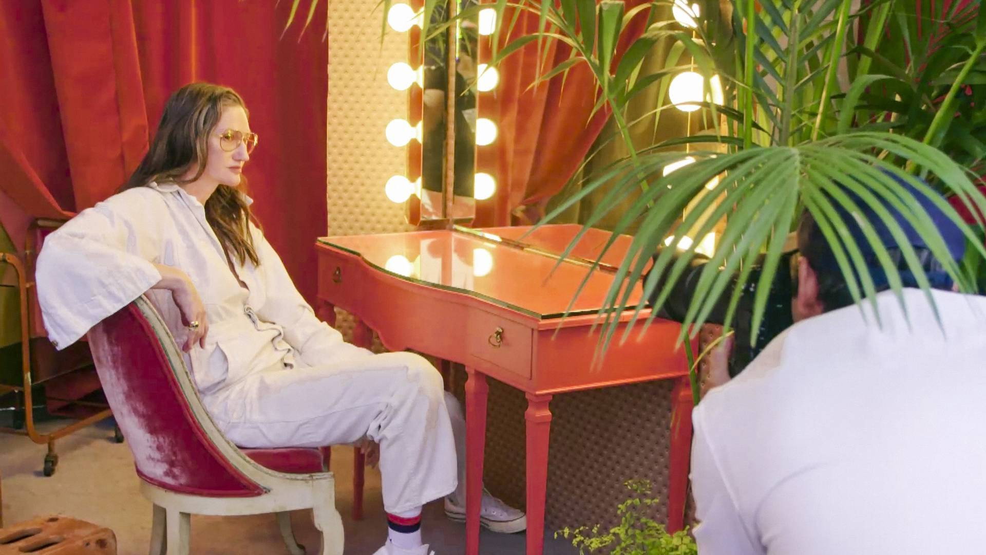 Stylish with Jenna Lyons S01E04 backdrop