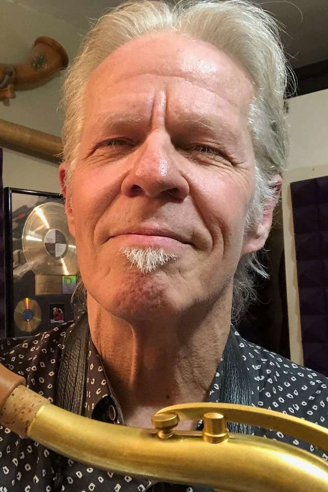 et billede af Bobby Martin