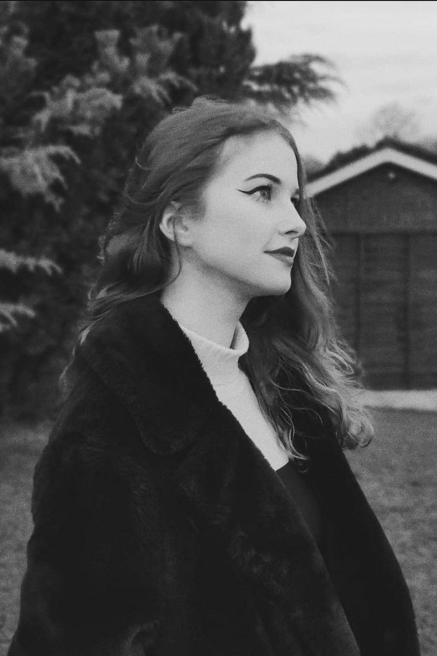 et billede af Mia Oz