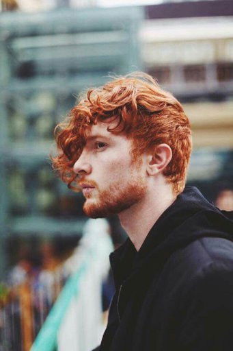 et billede af Justin Taylor Phillips