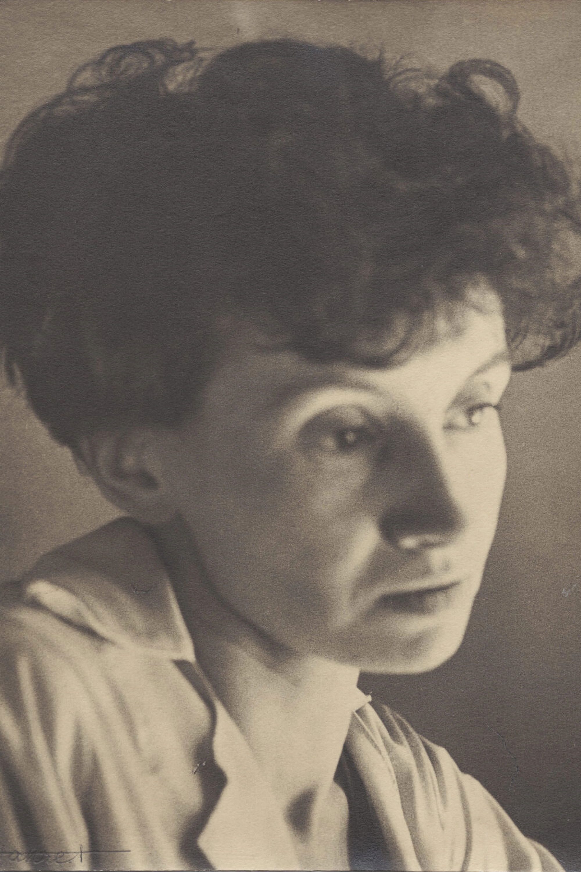 et billede af Marie Epstein