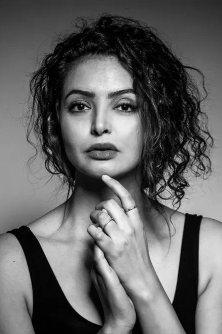 et billede af Amira Derouiche