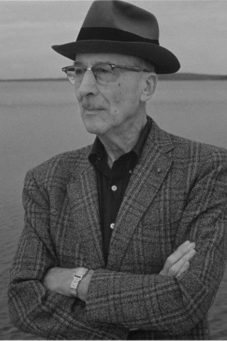 et billede af Bruce Catton