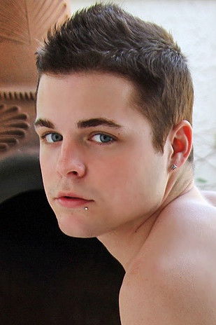 et billede af Dustin Fitch