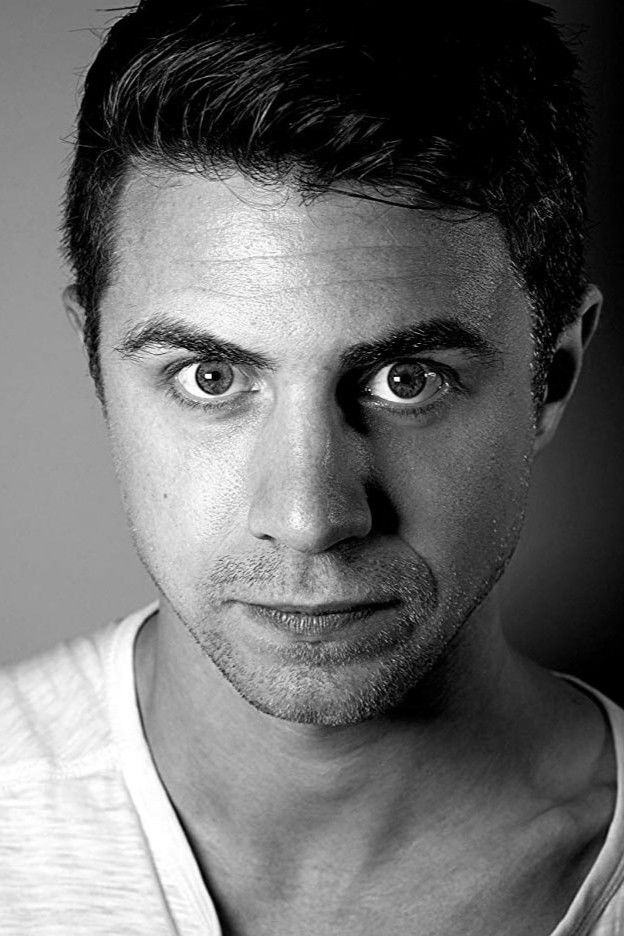 et billede af Derek Nelson