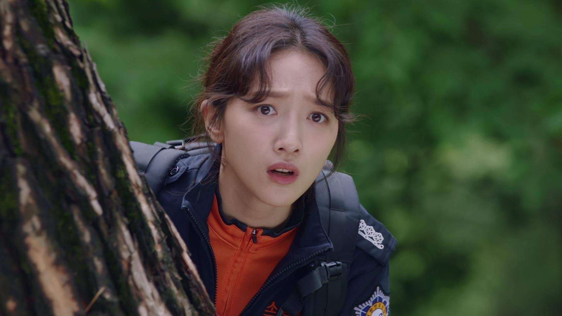 Thumbnail for Young-hwa Saves Jun-o Season 1 Episode 3