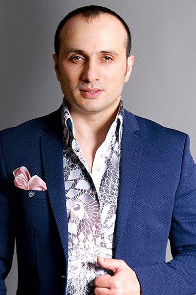 et billede af Sultan Khazhiroko