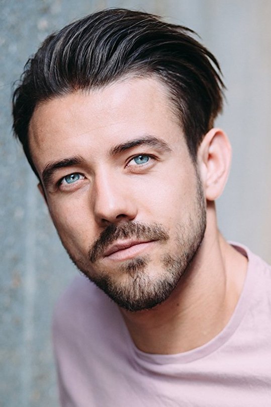 et billede af Joshua Archer