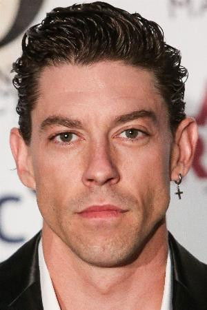 et billede af Erdem Tsydypov