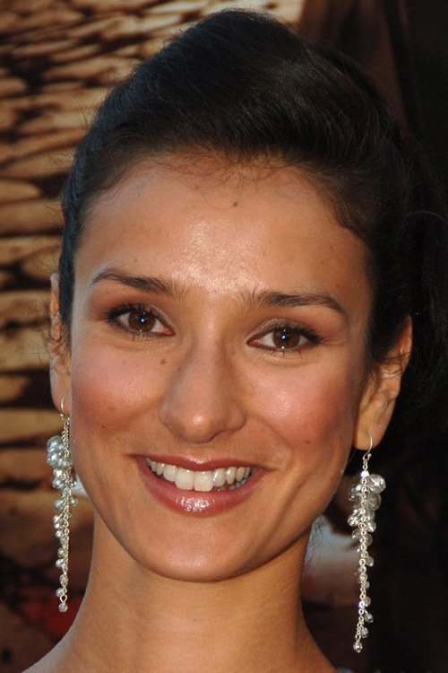 インディラ・ヴァルマ(Indira Varma,殷蒂拉·瓦玛)