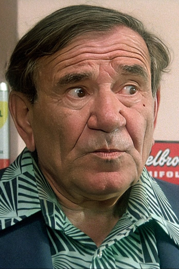 et billede af Joe E. Ross