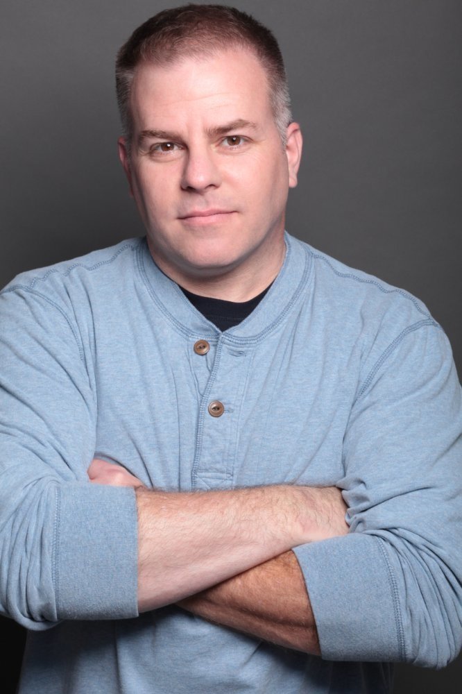 et billede af Scott Broderick