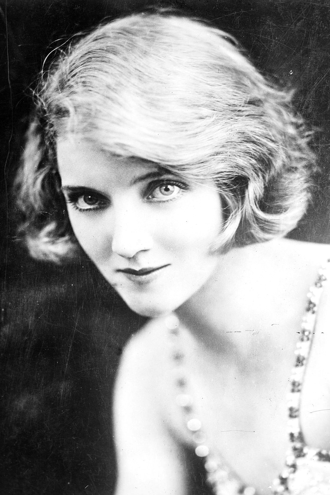 et billede af Dorothy Dickson