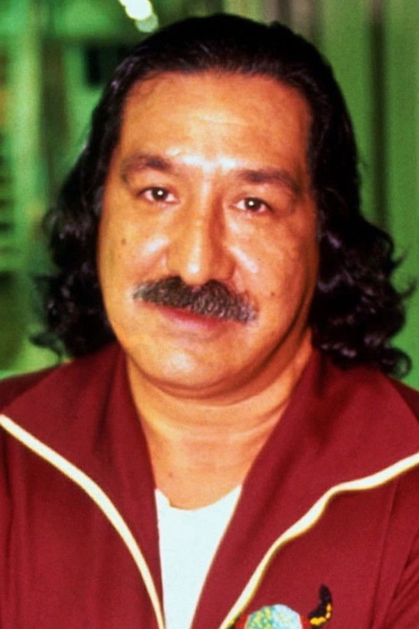 et billede af Leonard Peltier