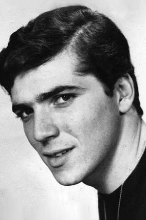 et billede af Jerry Adriani