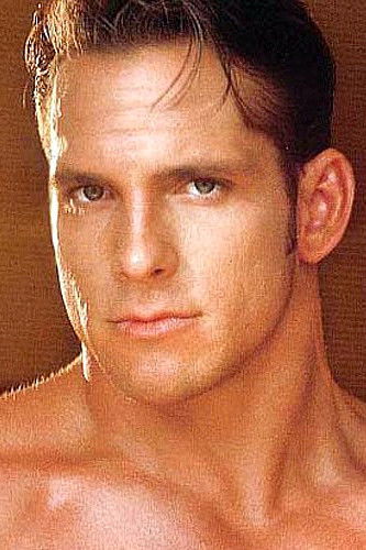 et billede af Doug Perry