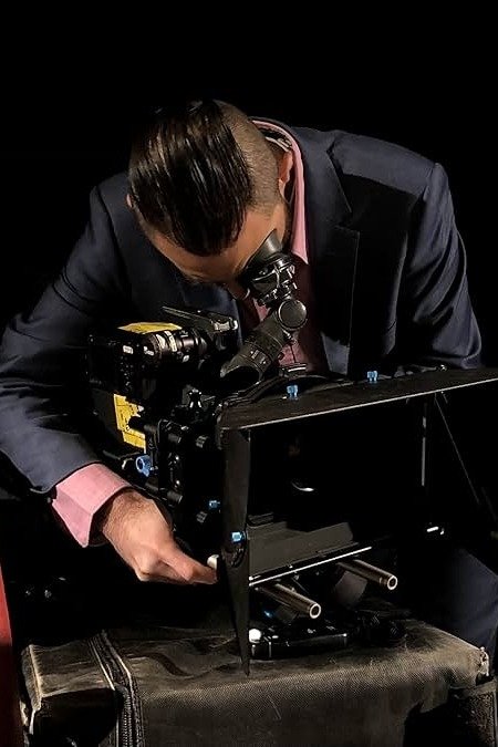 et billede af Evan Samaras