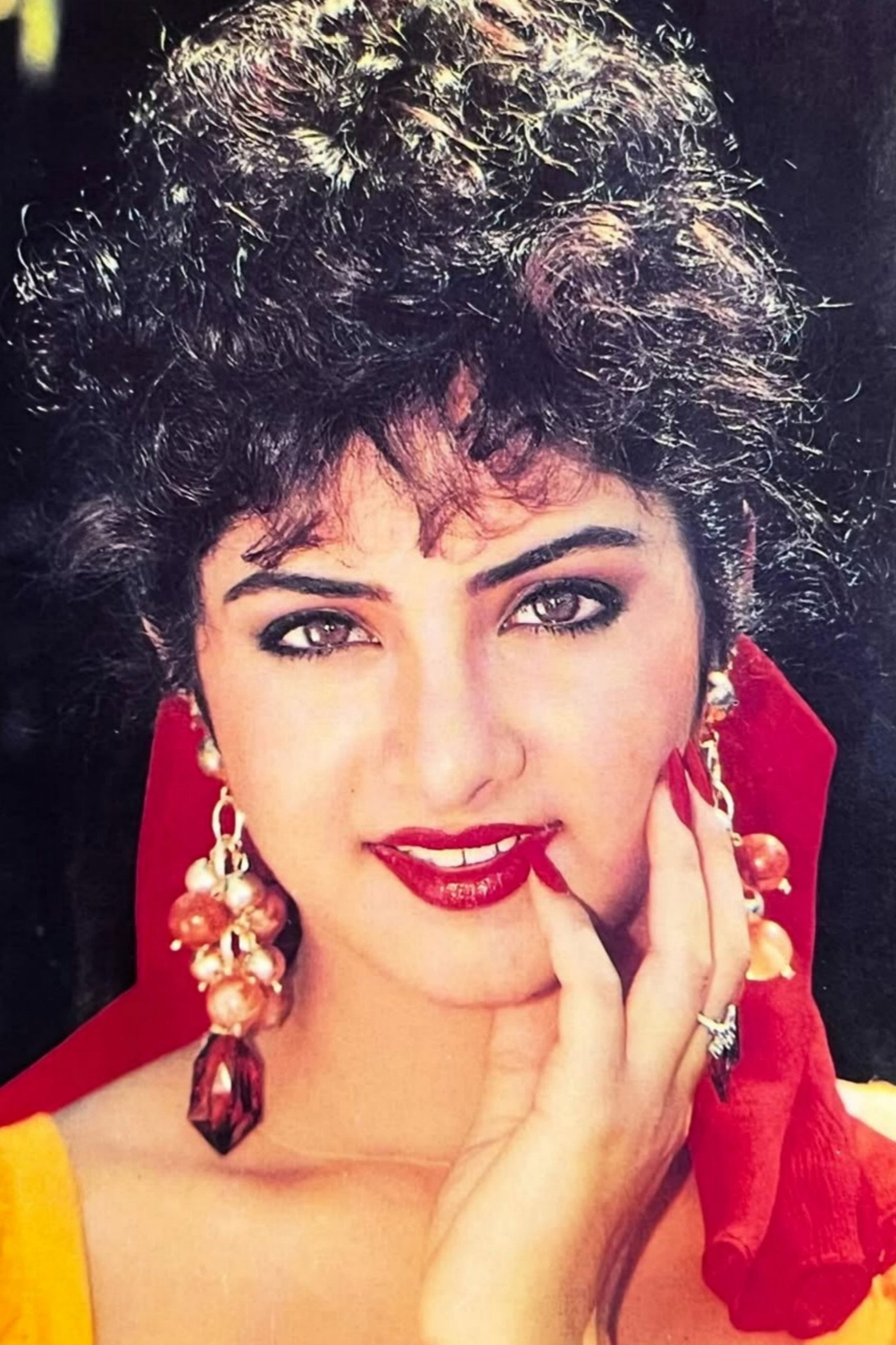 et billede af Divya Bharti