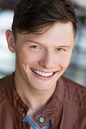 et billede af Joshua Castille