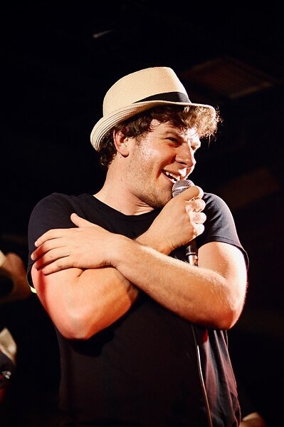 et billede af Kyle Gordon