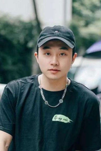 et billede af Ou Jianyu