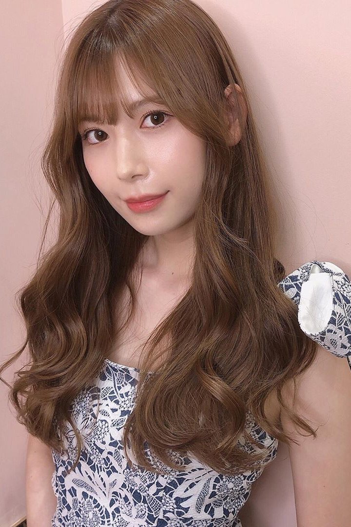 et billede af Tsumugi Akari