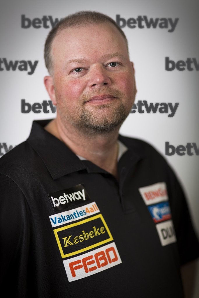 et billede af Raymond van Barneveld