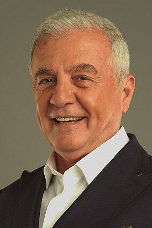 et billede af Avni Yalçın