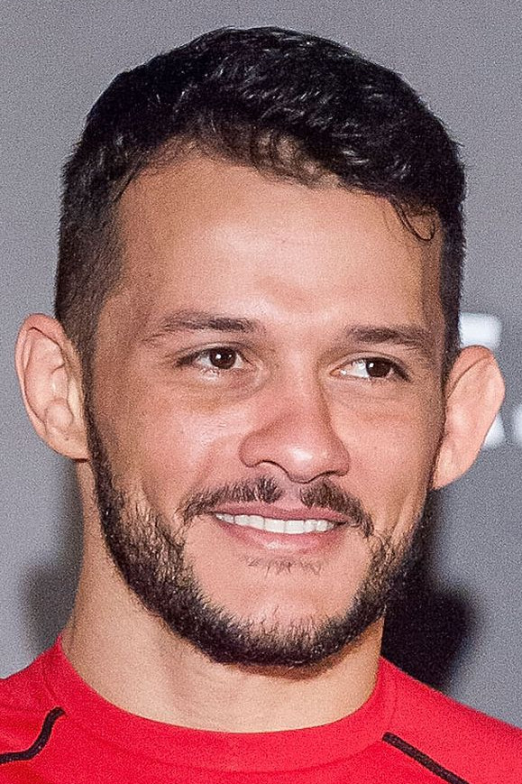 et billede af Alberto Mina