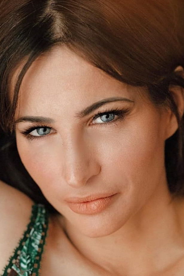 et billede af Ava Courcelles