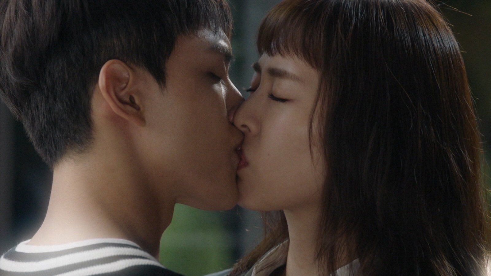 Reunited Worlds: 1×33