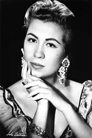 et billede af Lola Beltrán