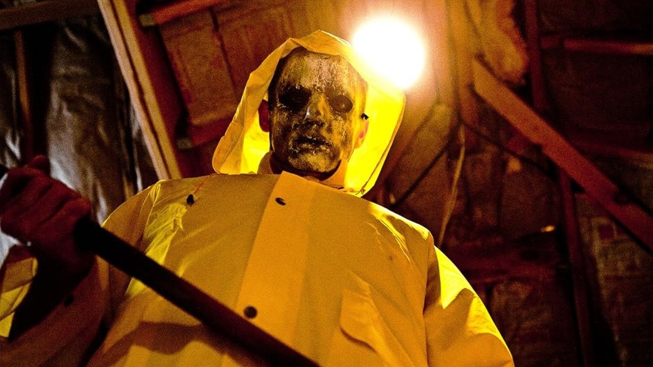 Mischief Night (2013)