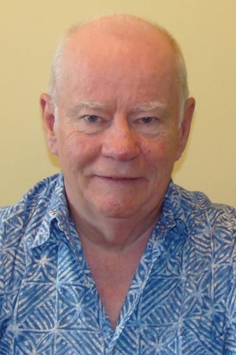 et billede af Dennis M. Keating