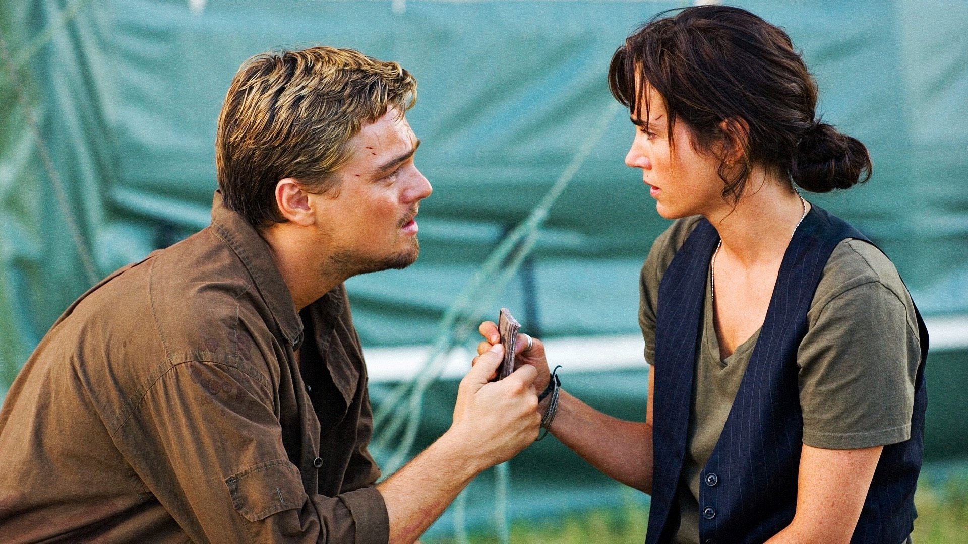 Blood Diamond (2006) Dual Audio BluRay 480p & 720p GDRIVE 1DRIVE