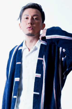 et billede af Issa Hentona