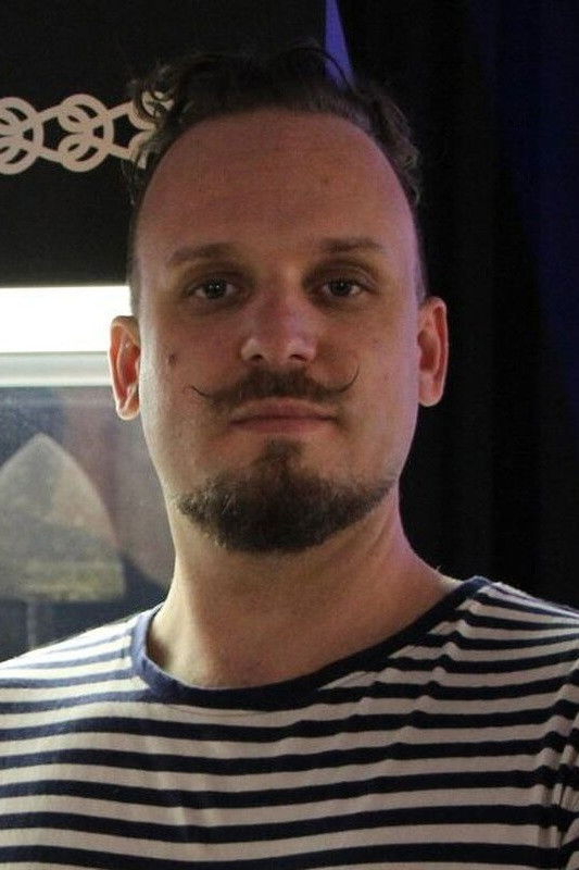 et billede af János Mestellér