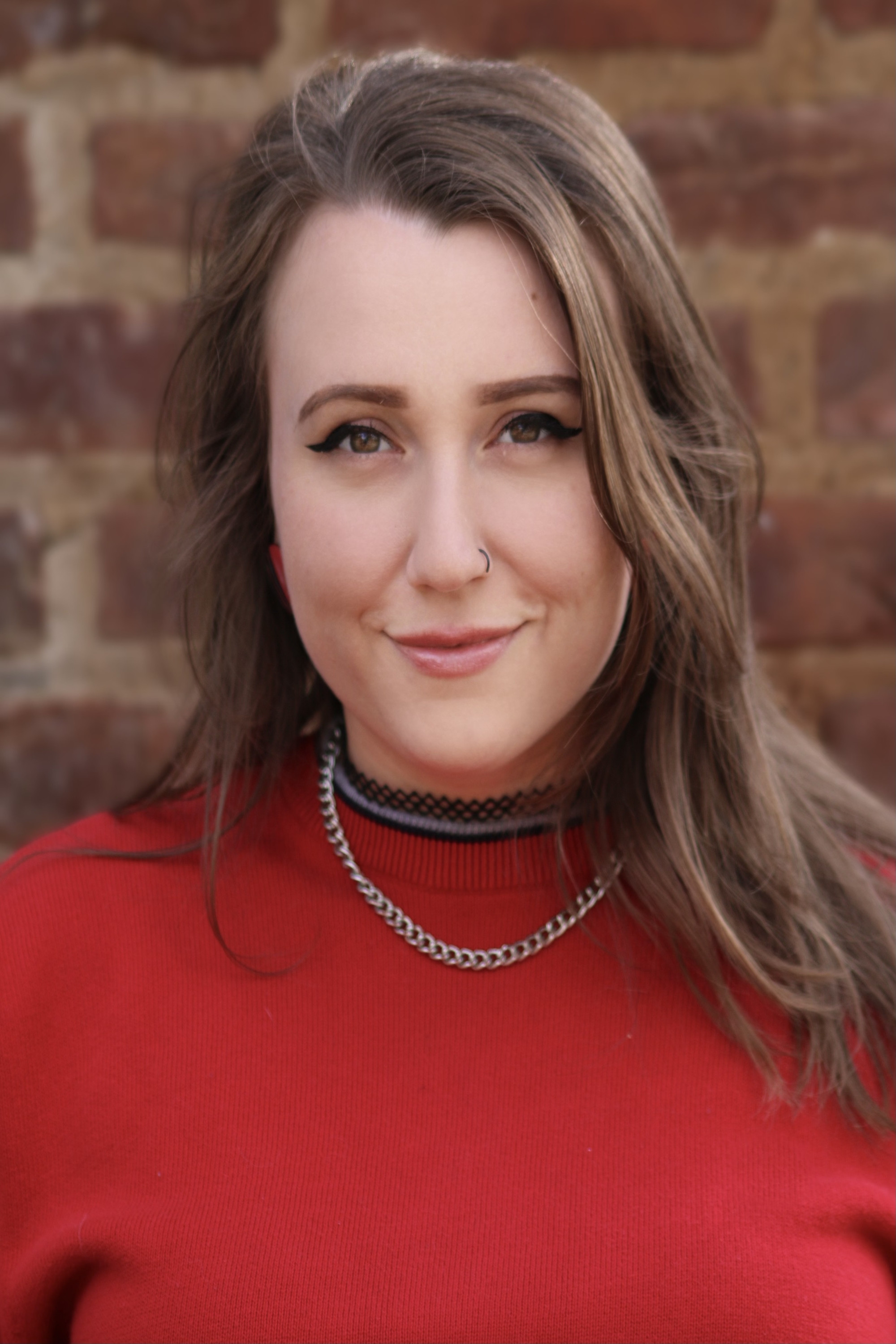 et billede af Ashley Hefner