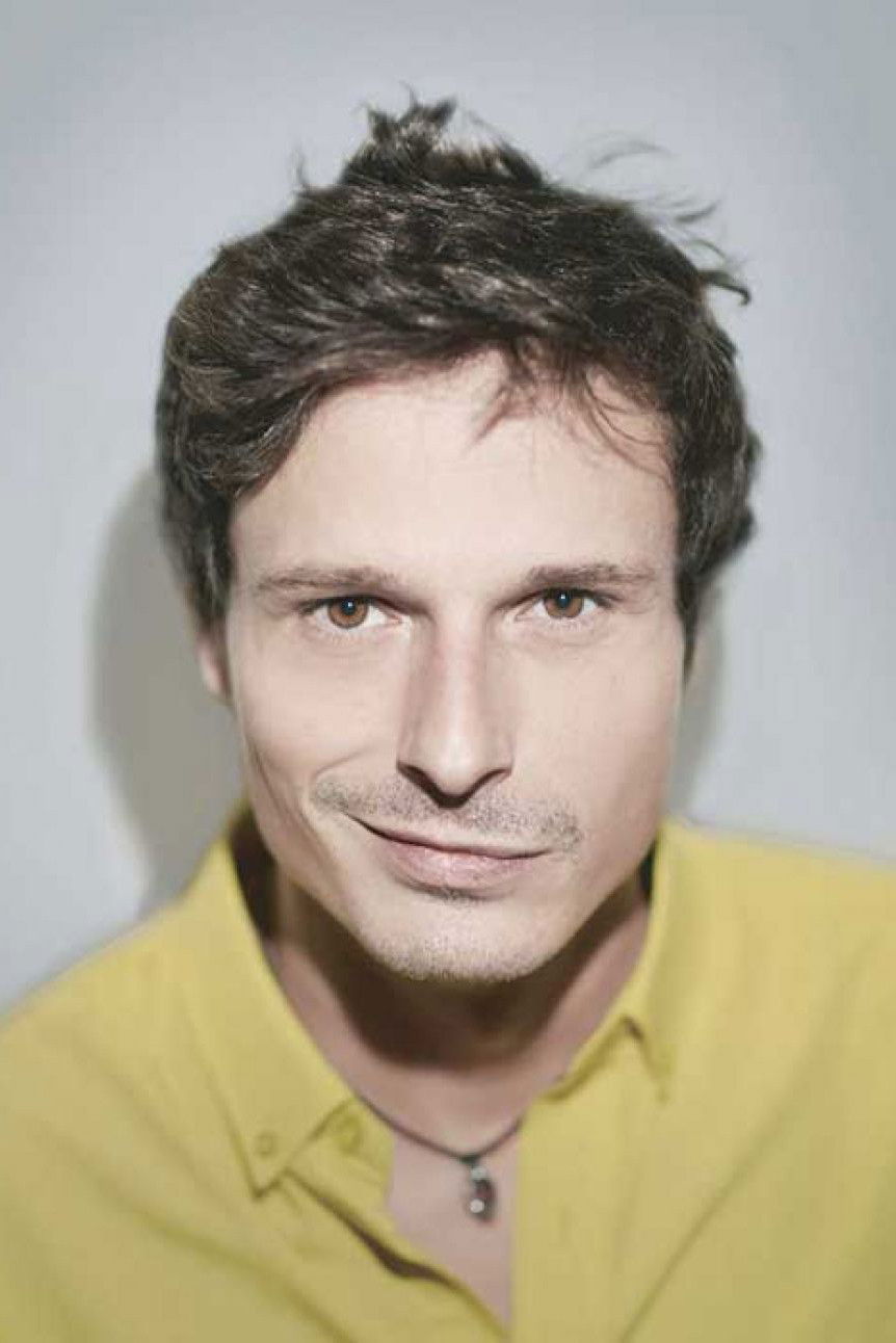 et billede af Gustav Hašek