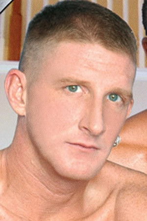 et billede af Tony Akin