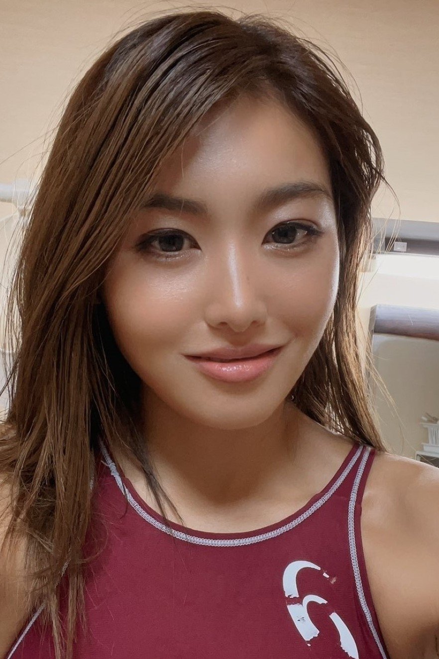 三岳ゆうな(Yuuna Mitsutake)