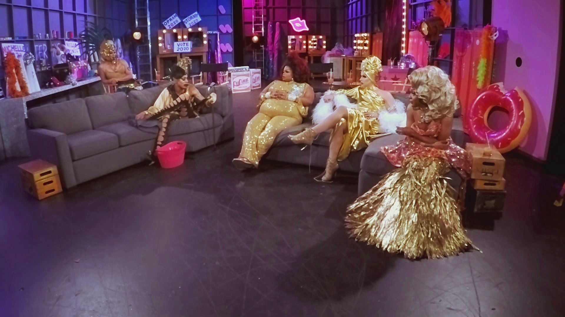 Rupaul's drag race season 10 episode shop 11 untucked