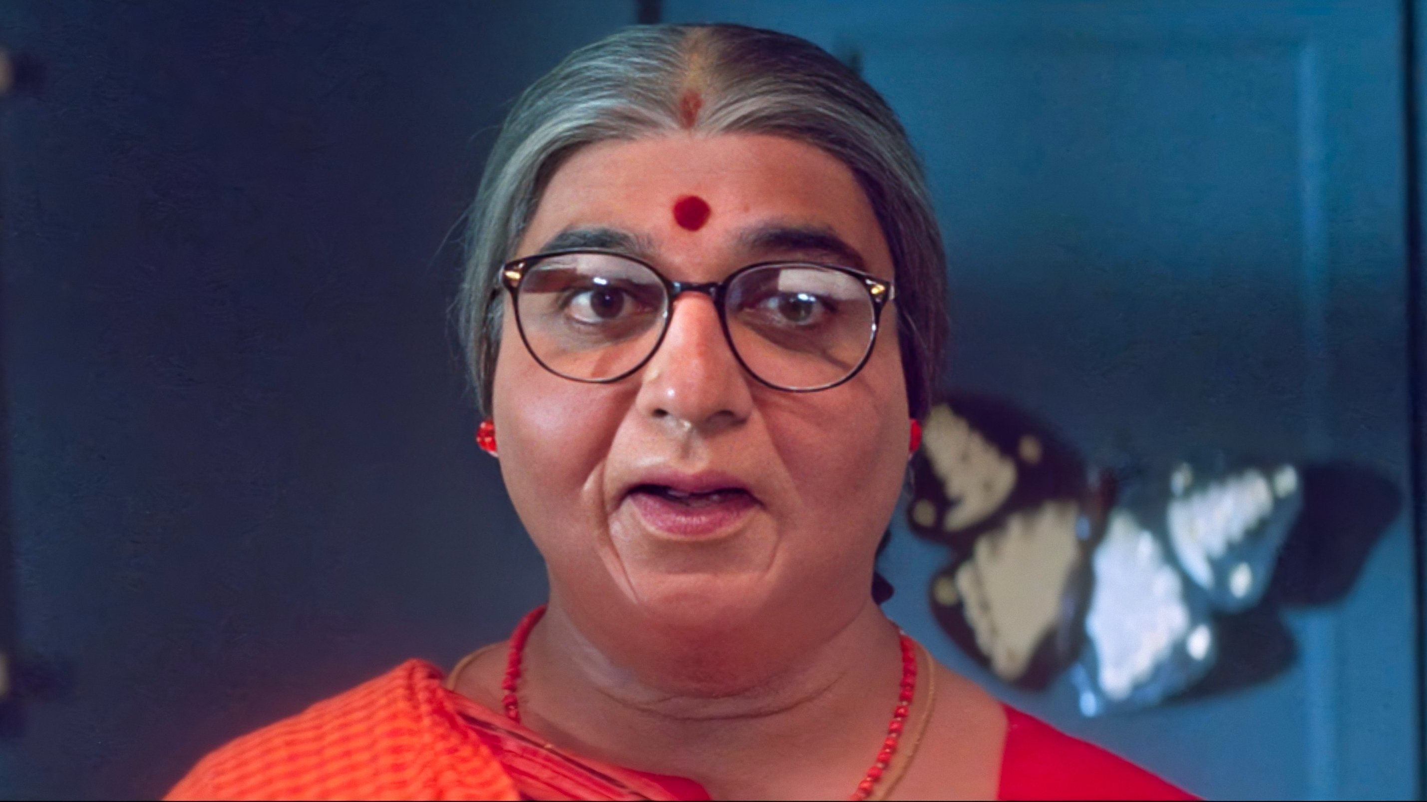 Avvai Shanmugi (1996)
