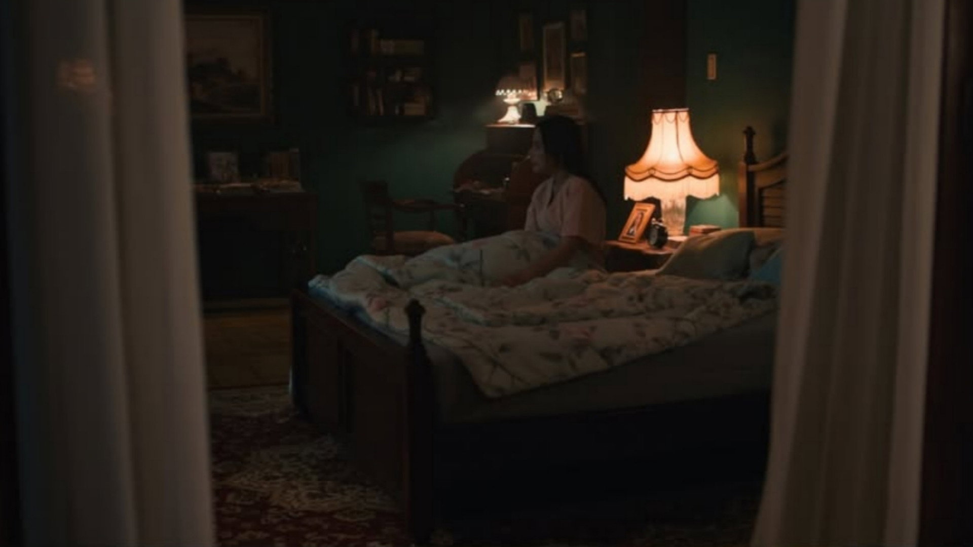 Danur: The Last Chapter backdrop